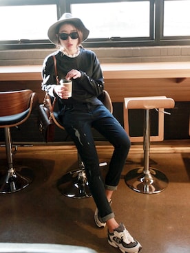 「インディゴデニム」｜NIPONJJUYAさん（レディース・165cm）の冬コーディネート