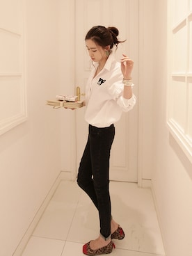 「アイテム（その他シューズ、レッド系）」を使った、NIPONJJUYAさん（レディース・165cm）の冬コーディネート