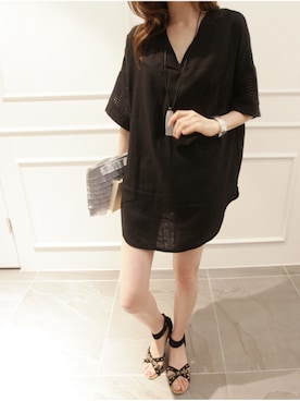 「アイテム（クラッチバッグ、グレー系）」を使った、NIPONJJUYAさん（レディース・165cm）の夏コーディネート