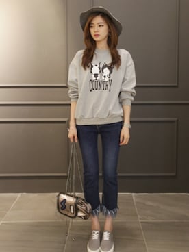 「ボーイフレンドデニム」｜NIPONJJUYAさん（レディース・165cm）の秋コーディネート