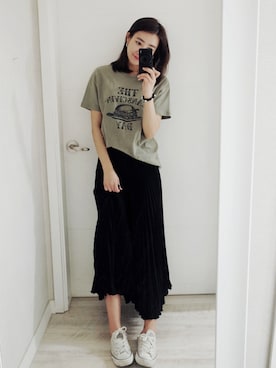 「アコーディオンプリーツ」｜NIPONJJUYAさん（レディース・165cm）の秋コーディネート