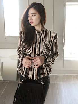 「アイテム（バングル/リストバンド、ブラック系）」を使った、NIPONJJUYAさん（レディース・165cm）の秋コーディネート