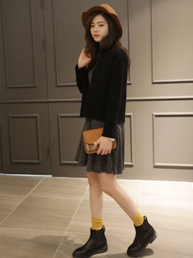 「ドット柄」｜NIPONJJUYAさん（レディース・165cm）の秋コーディネート