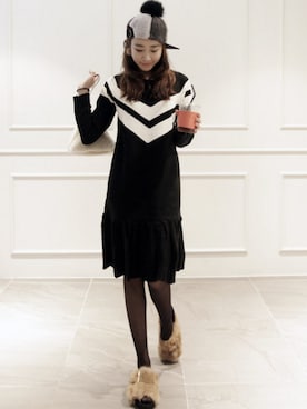「ミディ丈」｜NIPONJJUYAさん（レディース・165cm）の冬コーディネート