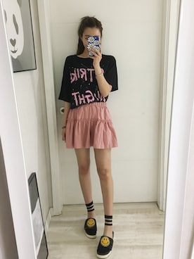 「 キレイめ」｜「アイテム（トップス）」を使った、NIPONJJUYAさん（レディース・165cm）の春コーディネート