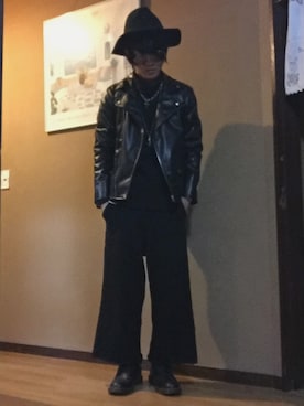 「AlexanderLeeChang（アレキサンダーリーチャン）のアイテム（ライダースジャケット）」を使った、くろDAさん（メンズ・166cm）の冬コーディネート