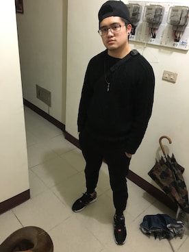 「5（ファイブ）のアイテム（スウェット）」を使った、James Liさん（メンズ・170cm）の冬コーディネート