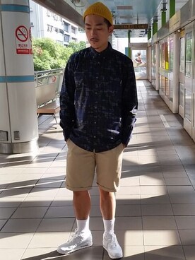「blue」｜「アイテム（カーゴパンツ）」を使った、Shu Han Changさん（メンズ・180cm）の秋コーディネート