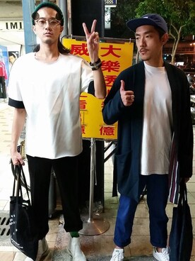 「WEEKDAY（ウィークデイ）のアイテム（ノーカラージャケット）」を使った、Shu Han Changさん（メンズ・180cm）の秋コーディネート
