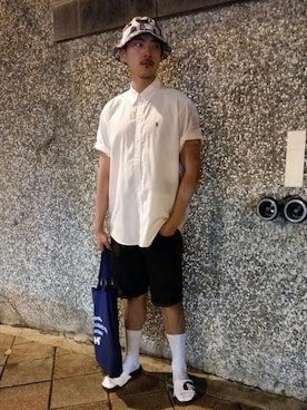 「wisdom（ウィズダム）のアイテム（バッグ）」を使った、Shu Han Changさん（メンズ・180cm）の夏コーディネート