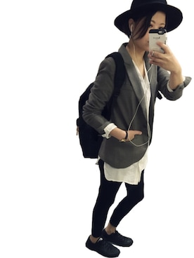 「LIMITLESS LUXURY（リミットレスラグジュアリー）のアイテム（帽子）」を使った、MAISさん（レディース・155cm）の秋コーディネート