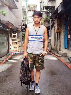 「go slow caravan」｜「アイテム（アナログ腕時計）」を使った、DennisLiさん（メンズ・168cm）の夏コーディネート