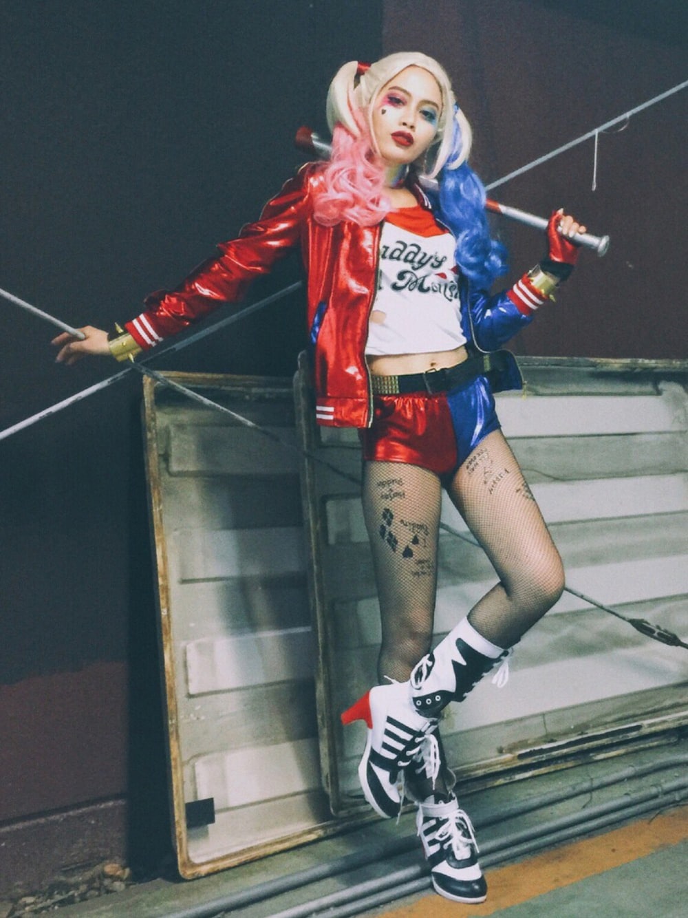 「ハロウィン、仮装、ハーレイクイン、スーサイドスクワッド、WEAR HALLOWEEN 2016、harleyquinn、SuicideSquad、halloween、コスプレ、halloweenmakeup」｜「Harley Quinnのアイテム（その他、その他）」を使った、T Λ Eさん（レディース・158cm）の秋コーディネートの1枚目の写真