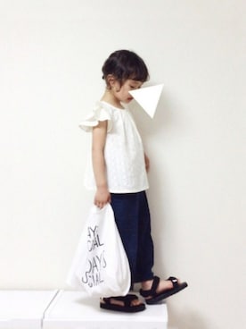 「BREEZE（ブリーズ）のアイテム（チュニック）」を使った、シオリさん（キッズ・100cm）の夏コーディネート