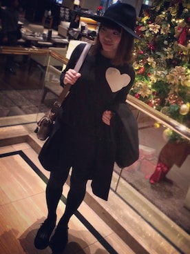 「真っ黒コーデ」｜「アイテム（チェスターコート）」を使った、ありさんぼうさん（レディース・152cm）の秋コーディネート