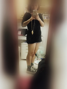 「CONVERSE ALL STAR（コンバースオールスター）のアイテム（シューズ、ブラック系）」を使った、harperさん（レディース）の秋コーディネート