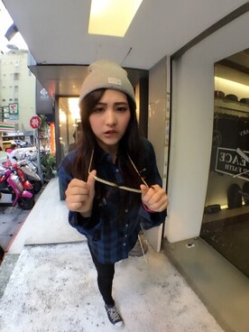 「B-SIDE（ビーサイド）のアイテム」を使った、PeggyChaoさん（レディース・160cm）の冬コーディネート