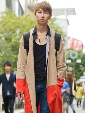 「FACETASM（ファセッタズム）のアイテム（ステンカラーコート）」を使った、細井尊人さん（メンズ・180cm）の夏コーディネート