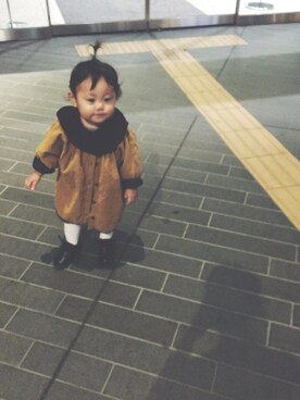 「アイテム（ノーカラージャケット、イエロー系）」を使った、SaYaさん（キッズ・80cm）の秋コーディネート