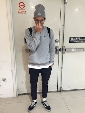 「B-SIDE（ビーサイド）のアイテム（帽子）」を使った、____Lee____さん（メンズ・175cm）の冬コーディネート