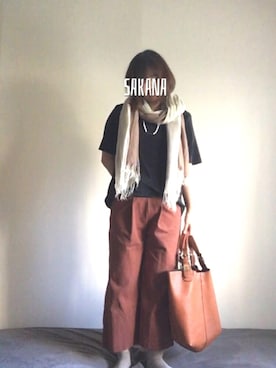 「note et silence （ノートエシロンス）のアイテム（アクセサリー）」を使った、花子さん（レディース・160cm）の秋コーディネート
