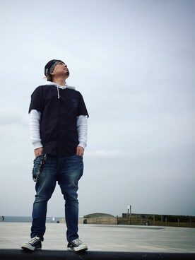 「SSUR（サー）のアイテム（トップス）」を使った、kAzuKiさん（メンズ・169cm）の春コーディネート