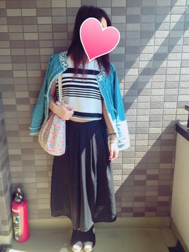 「ブラック×ホワイト」｜「アイテム（デニムジャケット）」を使った、れーさん（レディース・165cm）の春コーディネート