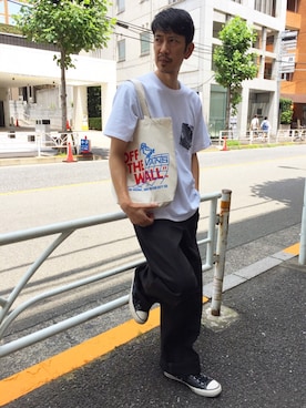 「BEN DAVIS（ベンデイビス）のアイテム（チノパンツ）」を使った、BENCH AT THE GREENEさん（メンズ・173cm）の夏コーディネート