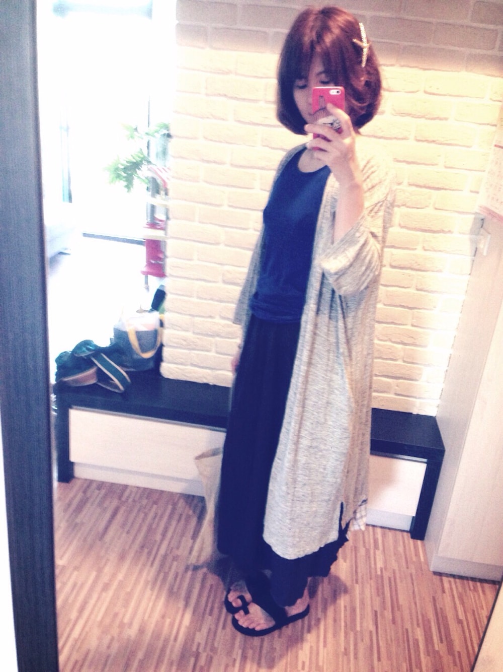 「pluie、veritecoeur、pyjama clothing、ヘアアクセ、ロングカーディガン、ロングスカート、タンクトップ、サンダル、Vlas Blomme、海星」｜「Vlas Blommeの《Vlas Blomme》ヴラスブラムリネンチェックプリント巻きスカート（スカート、ブラック系）」を使った、mikaさん（レディース・169cm）の夏コーディネートの1枚目の写真