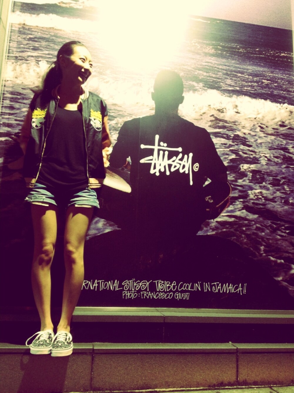 「stussy、stussy women、VANS、STAR WARS、stussywomen、スカジャン」｜「Stussy WomenのSouvenir Jacket（スタジャン、ブラック系）」を使った、HANAさん（レディース・158cm）の夏コーディネートの1枚目の写真