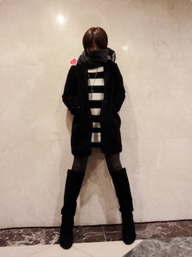 「ブラック×ホワイト」｜「アイテム（チェスターコート）」を使った、みあさん（レディース・168cm）の春コーディネート