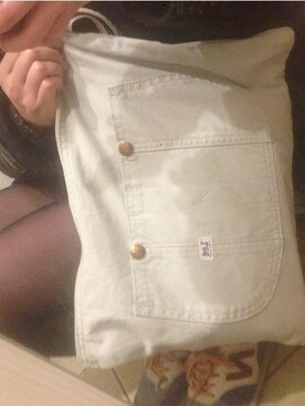 「アイテム（クラッチバッグ、グレー系）」を使った、aki*さん（レディース・162cm）の春コーディネート