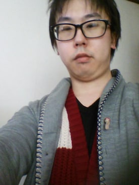 「VAN（バン）のアイテム（パンツ）」を使った、トートス黒滝さん（メンズ・181cm）の春コーディネート