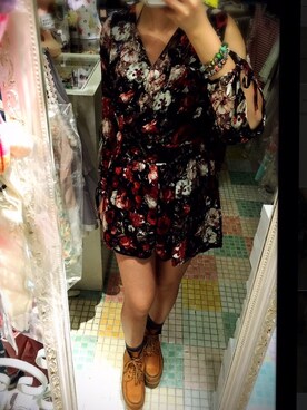 「アイテム（つなぎ/オールインワン、レッド系）」を使った、Water Makさん（レディース・163cm）の春コーディネート