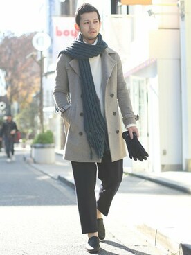「STUDIOUS（ステュディオス）のアイテム（トレンチコート）」を使った、岩瀬さん（メンズ・170cm）の冬コーディネート