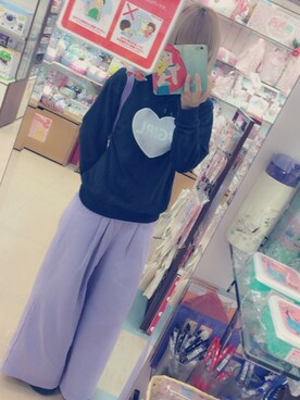 「パープル×黒」｜「アイテム（バックパック/リュック）」を使った、yuriさん（レディース・158cm）の冬コーディネート