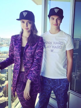 「アイテム（スーツジャケット）」を使った、7crashさん（レディース・170cm）の夏コーディネート