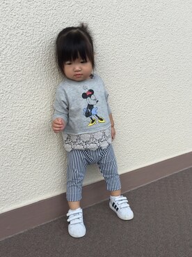 「Lee（リー）のアイテム（シャツ/ブラウス、グレー系）」を使った、yuinaさん（キッズ）の秋コーディネート