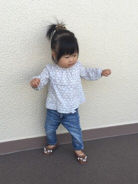 「babyGAP（babyGAP）のアイテム（Tシャツ/カットソー、ホワイト系）」を使った、yuinaさん（キッズ）の秋コーディネート