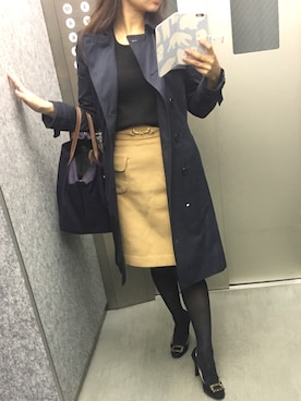 「ひざ丈スカート」｜「アイテム（トレンチコート）」を使った、mico.aさん（レディース・148cm）の秋コーディネート