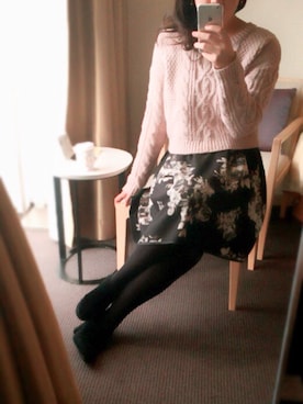 「Cheek（チーク）のアイテム（ニット/セーター、ピンク系）」を使った、すあまさん（レディース・156cm）の冬コーディネート