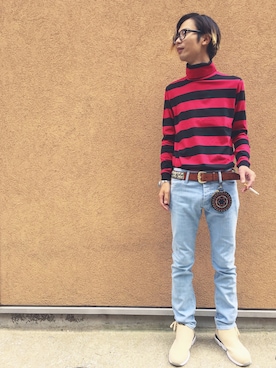 「アイテム（コインケース）」を使った、DJ OGANIKさん（メンズ・178cm）の秋コーディネート