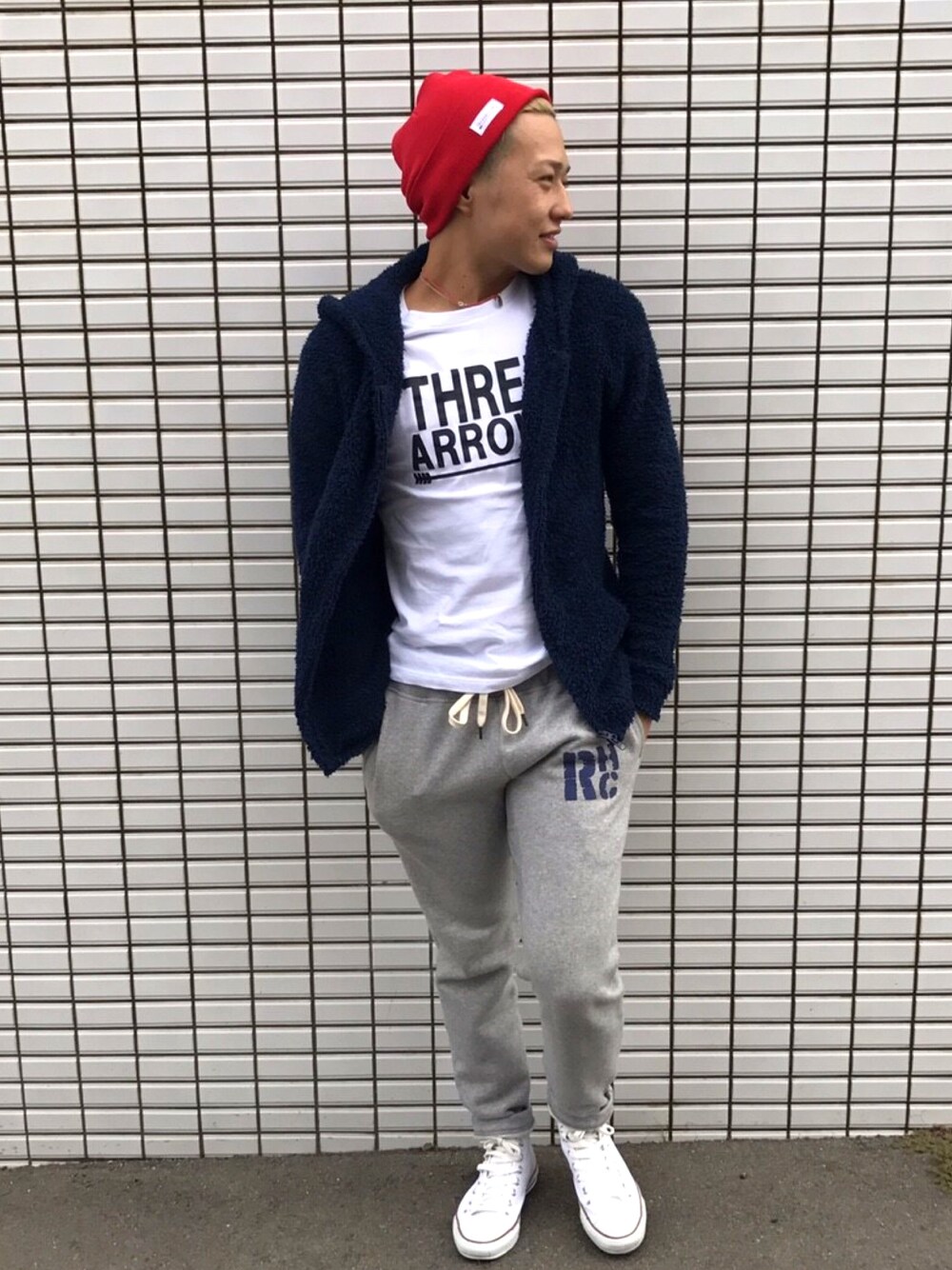 「ThreeArrows、ThreeArrowsスタッフ、Ron Herman、converse」｜「Ron Hermanのアイテム（その他アウター、ブルー系）」を使った、tasuku_threearrowsさん（メンズ・175cm）の秋コーディネートの1枚目の写真