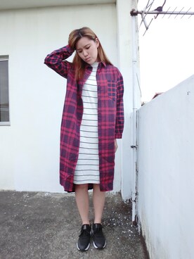 「アイテム（シャツワンピース、レッド系）」を使った、G🐔さん（レディース・163cm）の冬コーディネート