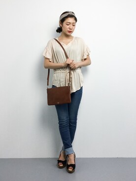 「FOSSIL（フォッシル）のアイテム（ショルダーバッグ）」を使った、Ayaka.·˖*✩さん（レディース・160cm）の夏コーディネート