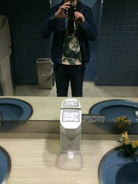 Kimura Tomoakiさん（メンズ・180cm）の冬コーディネート