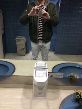 「American Apparel（アメリカンアパレル）の杢グレーフルジップパーカー（パーカー、グレー系）」を使った、Kimura Tomoakiさん（メンズ・182cm）の冬コーディネート