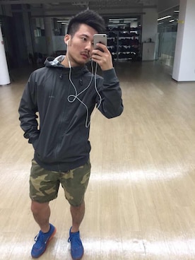 「PULL&BEAR（プルアンドベア）のアイテム（ナイロンジャケット）」を使った、aricさん（メンズ・176cm）の秋コーディネート
