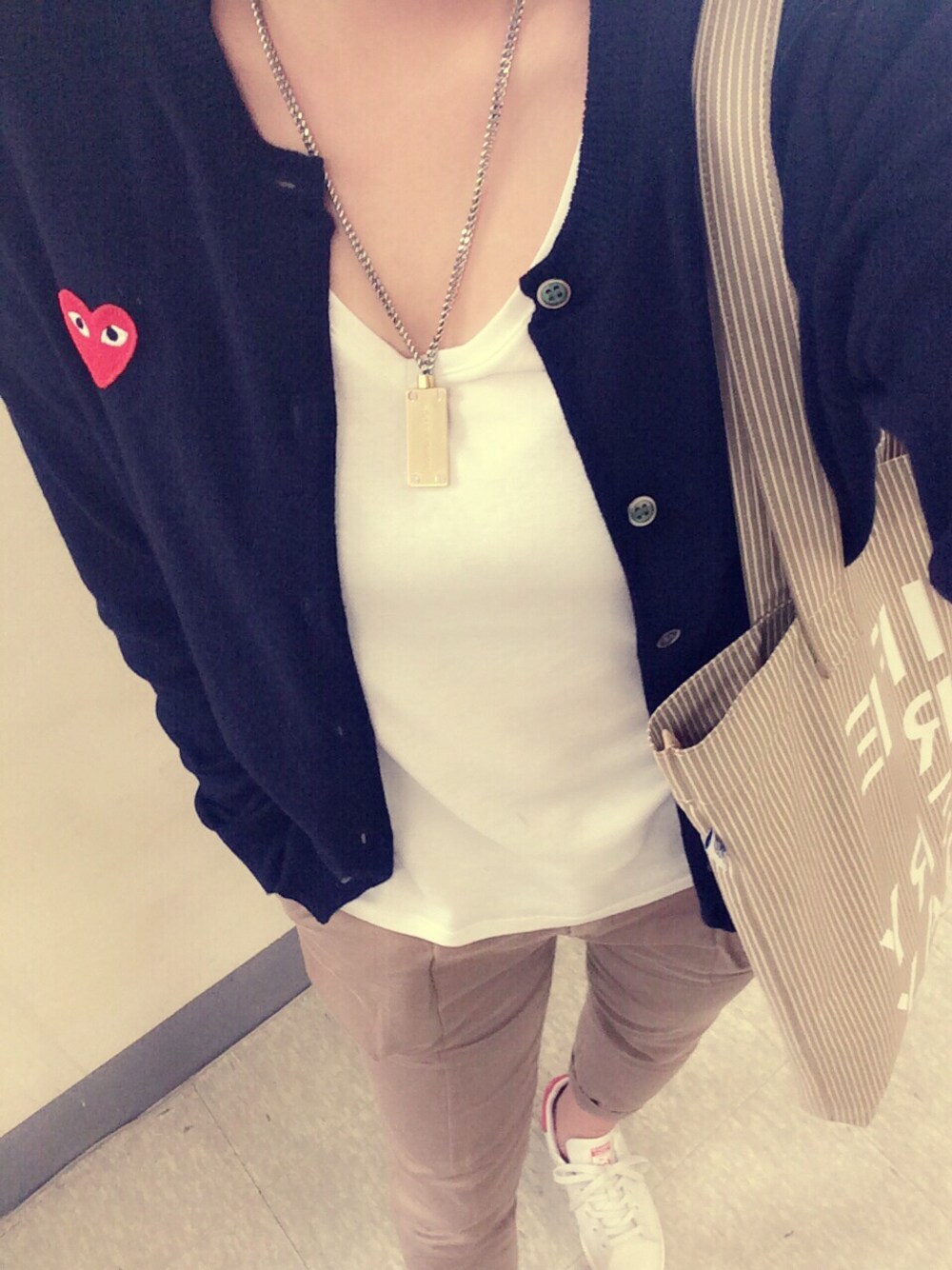 「COMME des GARCONSのアイテム（カーディガン/ボレロ、その他）」を使った、앨さん（レディース・162cm）の夏コーディネートの1枚目の写真