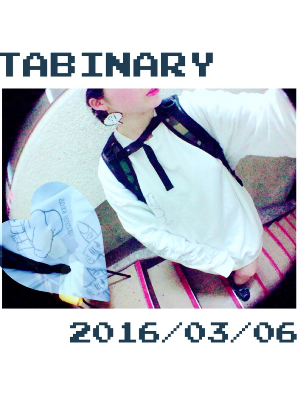 「tabinary、ワンピース×スニーカー、ビックパーカー、NEW ERA」｜「TABINARYのアイテム（スウェット、ホワイト系）」を使った、透明人間884号さん（レディース・154cm）の春コーディネートの1枚目の写真